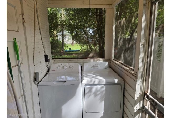 115 NW 20TH DR House photo 19