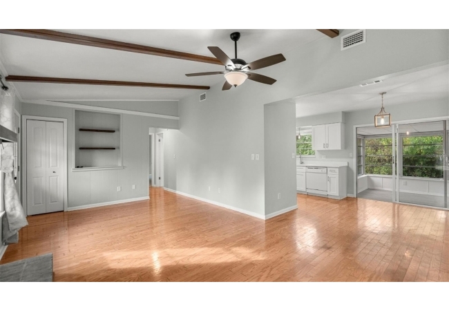 10830 NW 60TH TER House photo 3