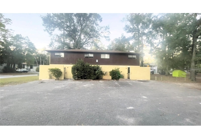 707 SW 68TH TER #A-D House photo 2