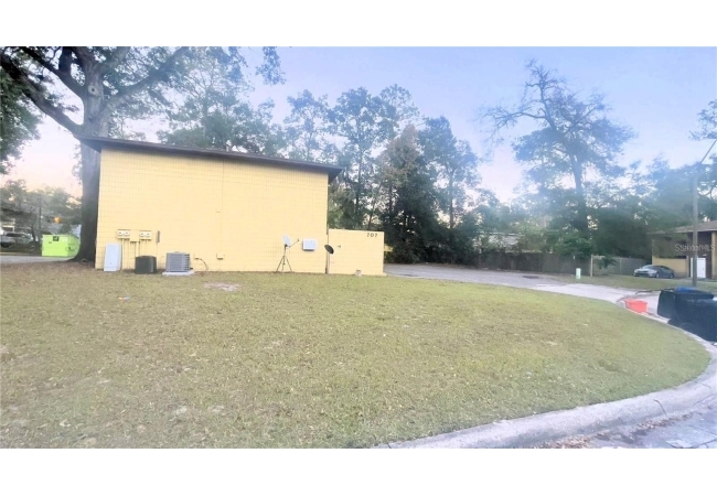 707 SW 68TH TER #A-D House photo 56