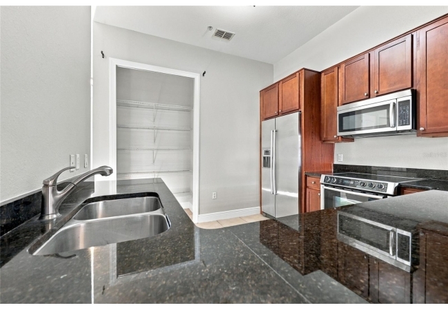230 SW 2ND AVE #404 Condo photo 14