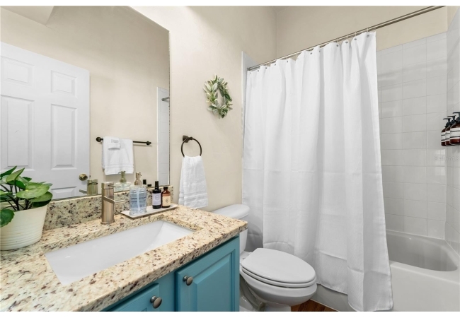 6519 W NEWBERRY RD #A7 Condo photo 22