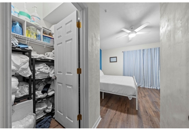 6519 W NEWBERRY RD #A7 Condo photo 23