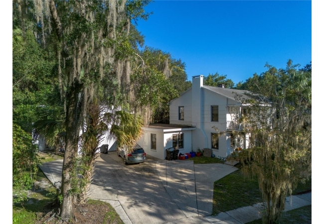 213 NE BLVD BLVD #213-215 House photo 1