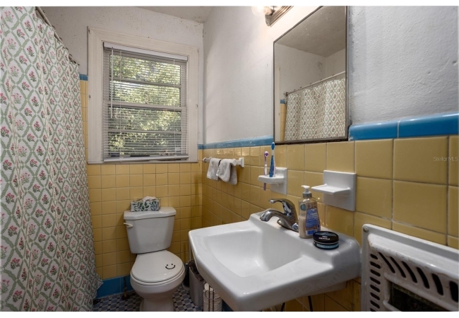 213 NE BLVD BLVD #213-215 House photo 33