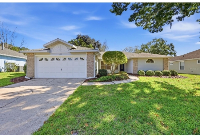 1055 NW 89TH DR House photo 1