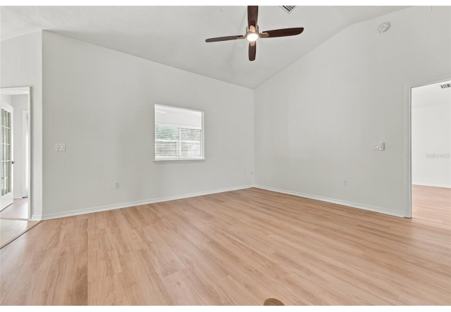 1055 NW 89TH DR House photo 5