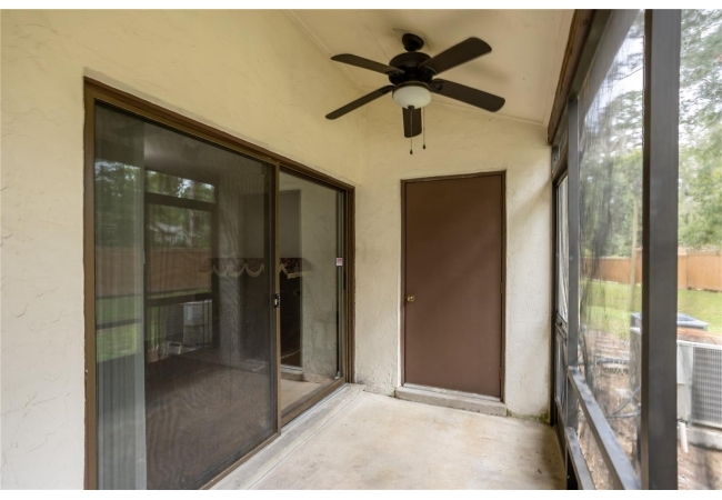 2635 SW 35TH PL #902 Condo photo 31