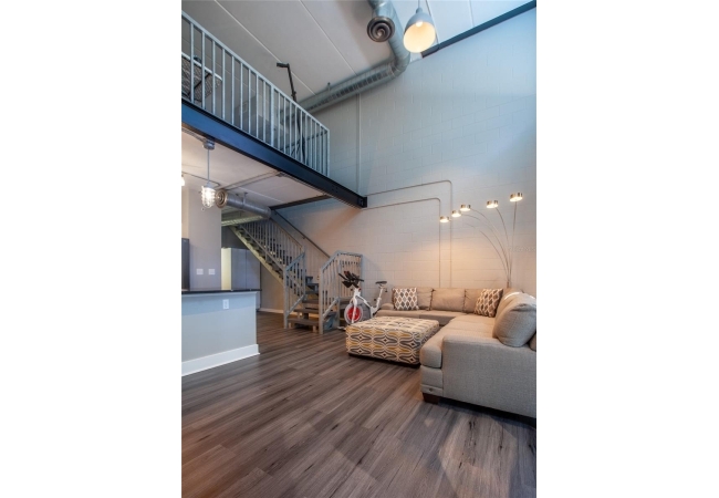 2515 SW 35TH PL #116 Condo photo 4