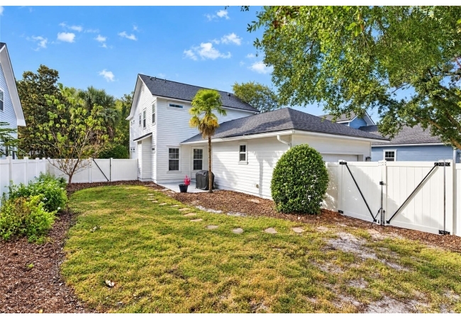 237 SW 129TH TER House photo 40