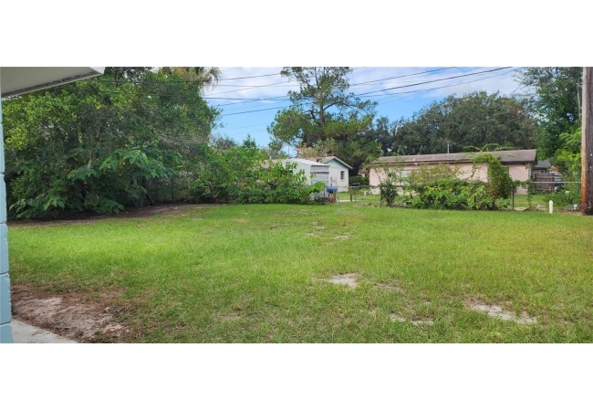 1528 SE 12TH PL House photo 15