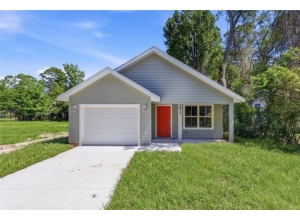 824 NE 22ND TER