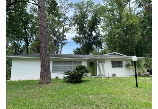 1000 NW 39TH DR House photo 1