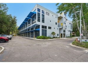 2515 SW 35TH PL #103