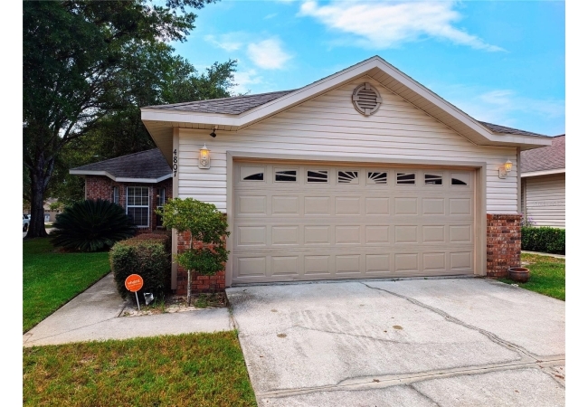 4807 NW 78 RD House photo 1