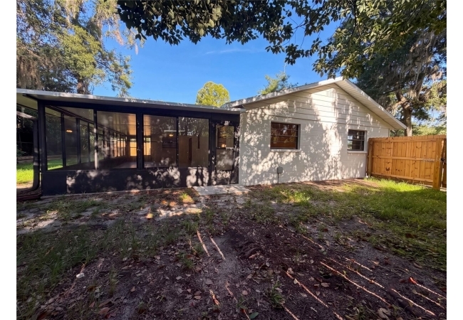 4621 NW 29TH AVE House photo 5