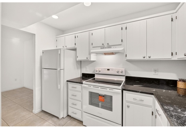 4327 SW 67TH TER Condo photo 51