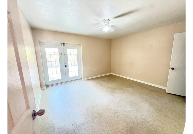 7011 SW 17TH PL Condo photo 17