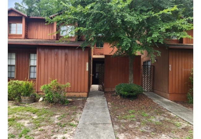 823 SW 58TH TER Condo photo 1