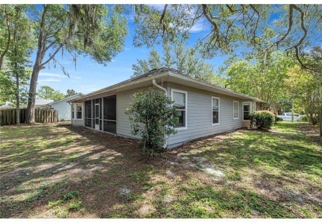 4304 NW 34TH DR House photo 5