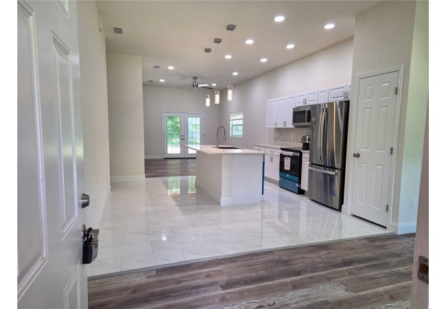 5030 SW 63RD CT House photo 6
