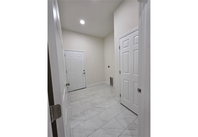 5030 SW 63RD CT House photo 11