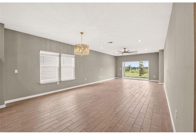 13559 NW CONVERGENCE BLVD House photo 12