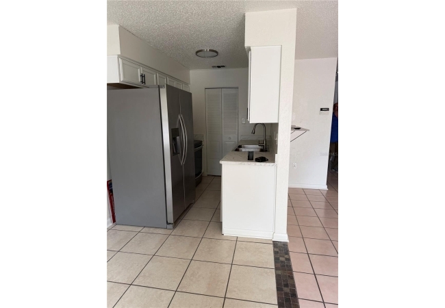 3507 NW 21ST DR Condo photo 12