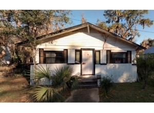 737 NW 4TH ST