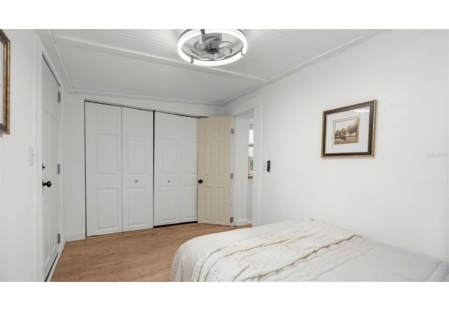 2410 NE 3RD PL House photo 16