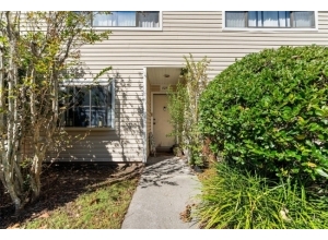 825 SW 60TH TER #825