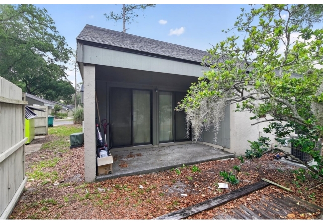 7200 SW 8TH AVE #B14 Condo photo 2