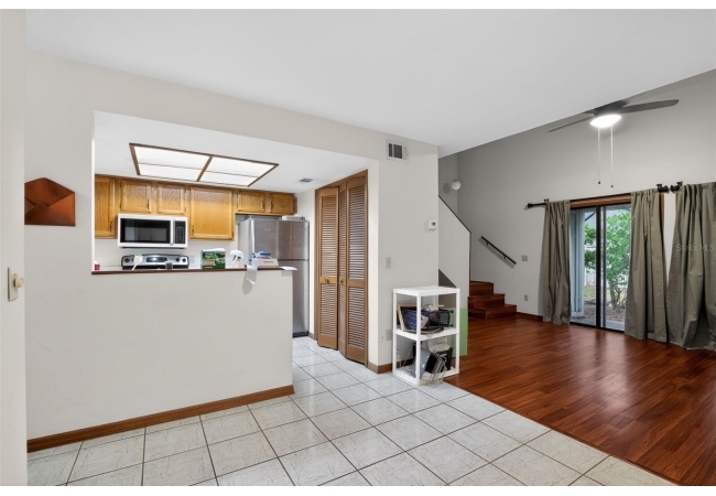 7200 SW 8TH AVE #B14 Condo photo 16