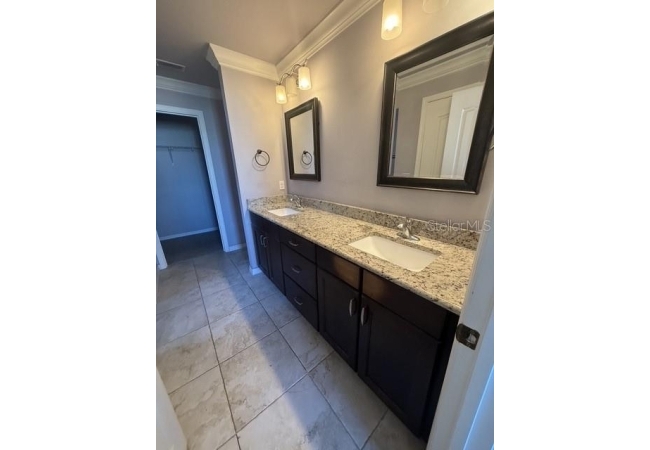 7925 SW 82ND DR House photo 11