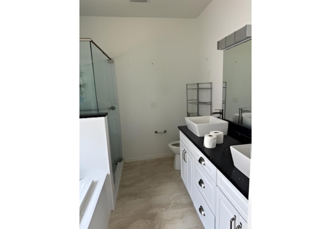 5040 NE 48TH CT House photo 11