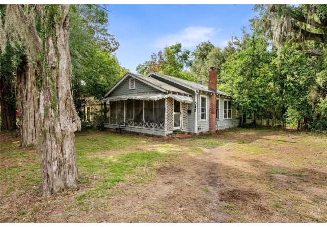 512 9TH House photo 2